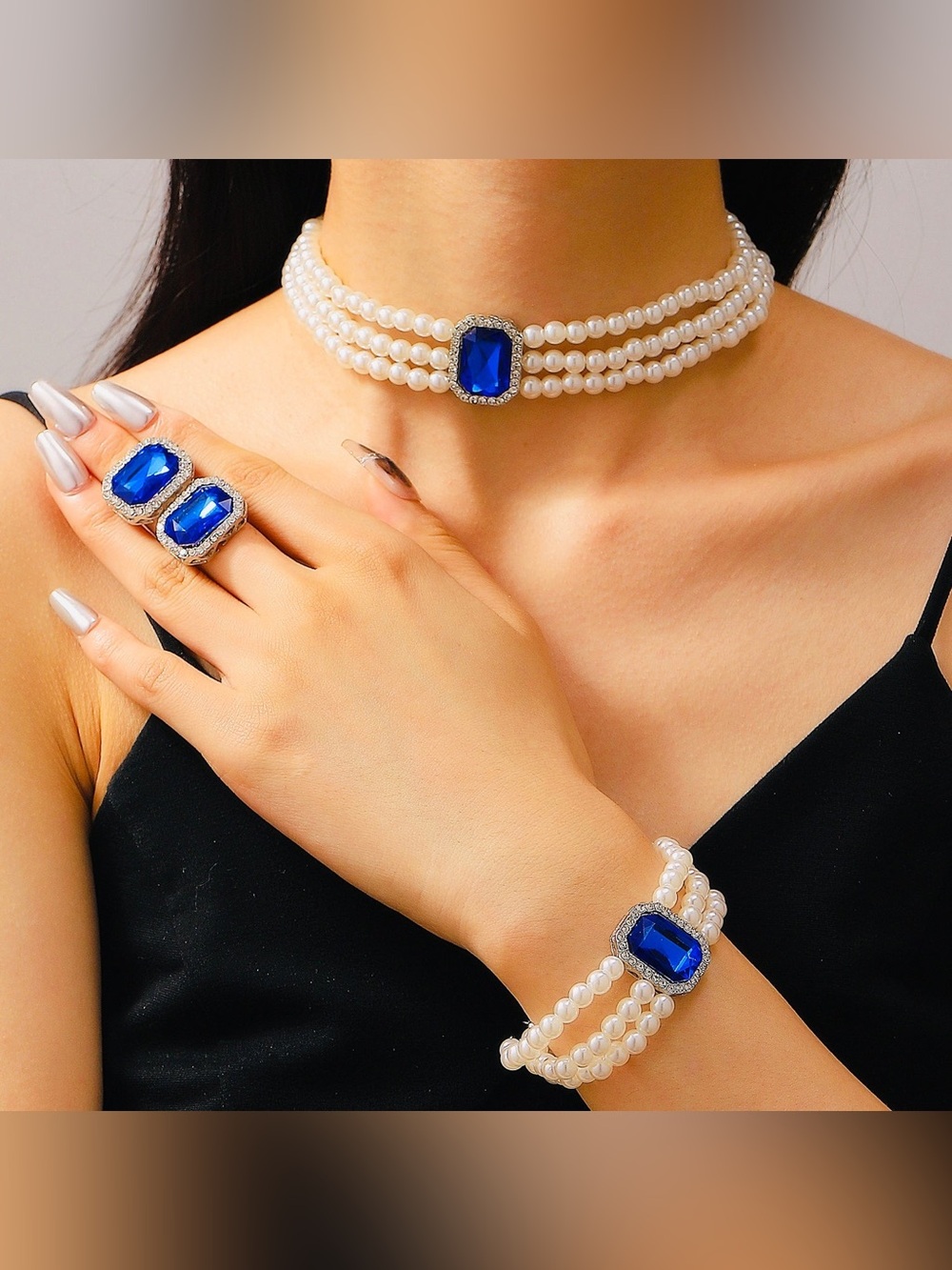 Pearl Necklace Set with blue  stone.